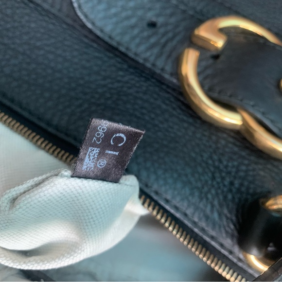 Gucci Handbag - Picture 6 of 10